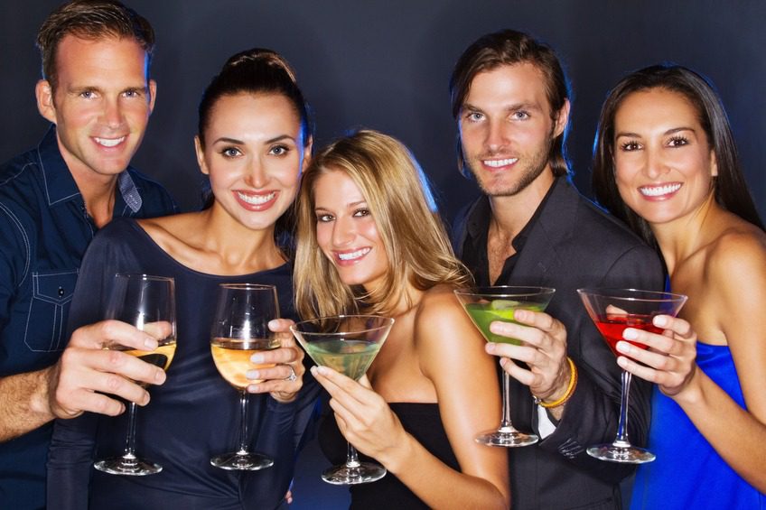 Event Transportation For Large Groups | Kelowna Wine, Boat, & Canyon Tours | Cheers! Okanagan