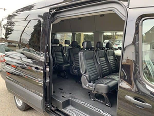 Kelowna private shuttle service, Cheers, Okanagan Tours and Transportation